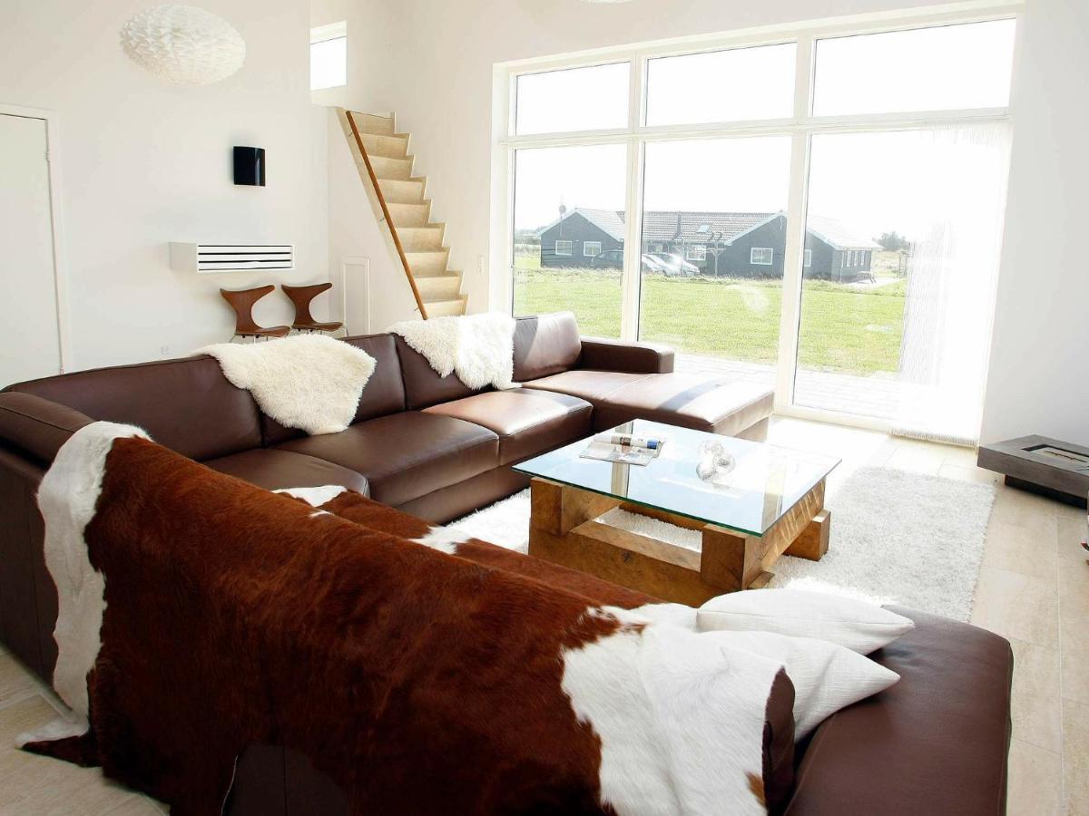 Five-Bedroom Holiday Home In Lokken 3 Chambre photo