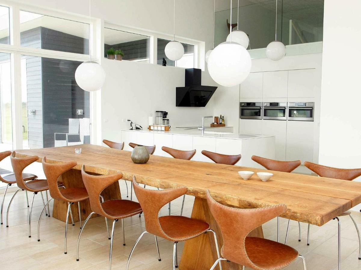 Five-Bedroom Holiday Home In Lokken 3 Extérieur photo